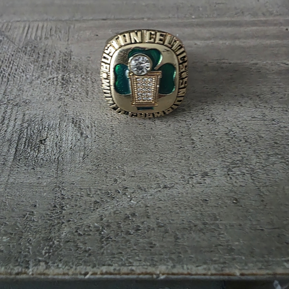 Boston Celtics Championship Ring